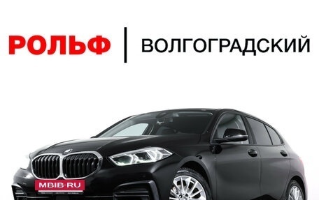 BMW 1 серия, 2019 год, 2 290 000 рублей, 27 фотография