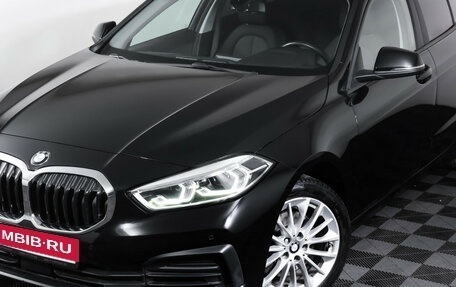 BMW 1 серия, 2019 год, 2 290 000 рублей, 25 фотография