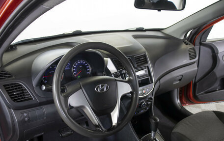 Hyundai Solaris II рестайлинг, 2011 год, 625 000 рублей, 16 фотография