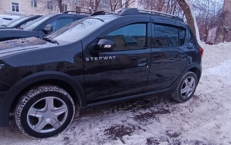 Renault Sandero II рестайлинг, 2015 год, 620 000 рублей, 5 фотография