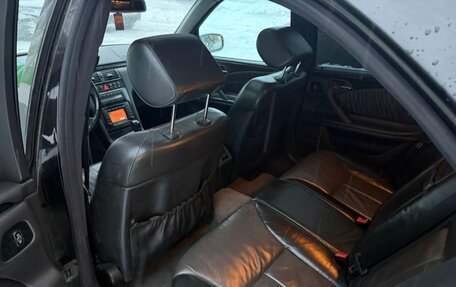 Mercedes-Benz E-Класс, 2000 год, 400 000 рублей, 3 фотография