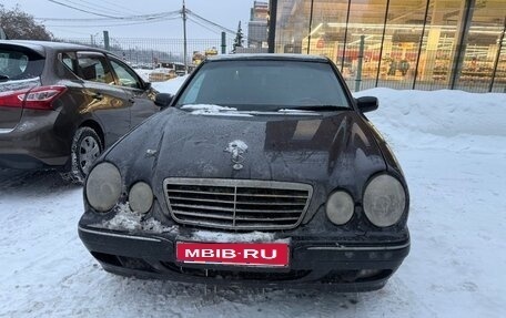 Mercedes-Benz E-Класс, 2000 год, 400 000 рублей, 7 фотография