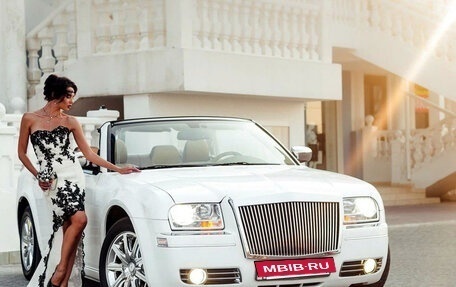 Chrysler 300C II, 2008 год, 3 100 000 рублей, 20 фотография