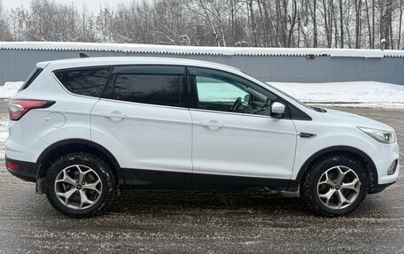 Ford Kuga III, 2018 год, 1 800 000 рублей, 3 фотография