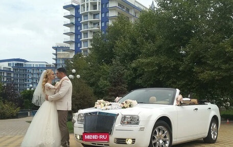 Chrysler 300C II, 2008 год, 3 100 000 рублей, 32 фотография