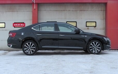 Skoda Superb III рестайлинг, 2025 год, 3 190 000 рублей, 2 фотография