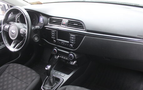 KIA Rio IV, 2017 год, 995 000 рублей, 11 фотография