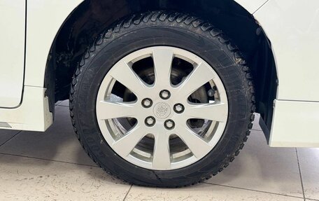 Toyota Voxy III, 2014 год, 1 550 000 рублей, 5 фотография