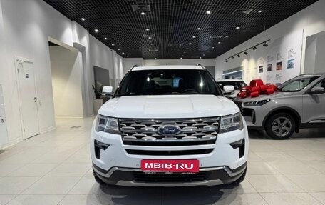 Ford Explorer VI, 2019 год, 2 990 000 рублей, 2 фотография