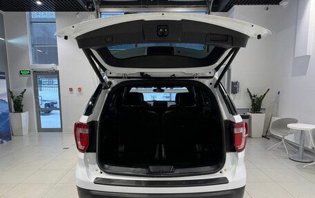 Ford Explorer VI, 2019 год, 2 990 000 рублей, 6 фотография