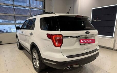 Ford Explorer VI, 2019 год, 2 990 000 рублей, 7 фотография