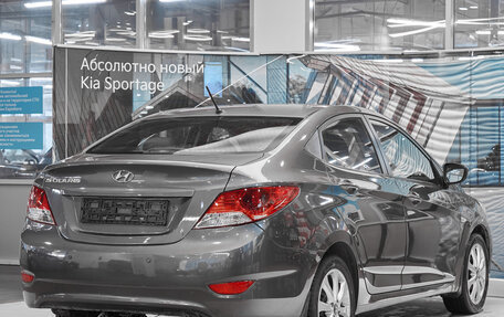 Hyundai Solaris II рестайлинг, 2011 год, 705 000 рублей, 6 фотография