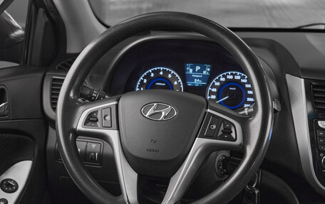 Hyundai Solaris II рестайлинг, 2011 год, 705 000 рублей, 10 фотография