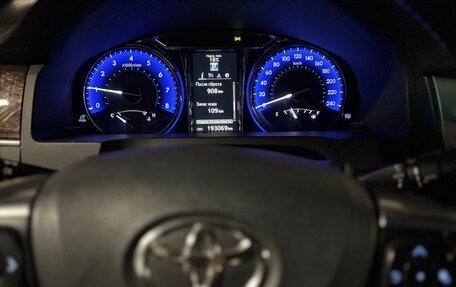 Toyota Camry, 2017 год, 1 900 000 рублей, 4 фотография