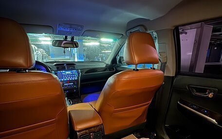 Toyota Camry, 2017 год, 1 900 000 рублей, 7 фотография