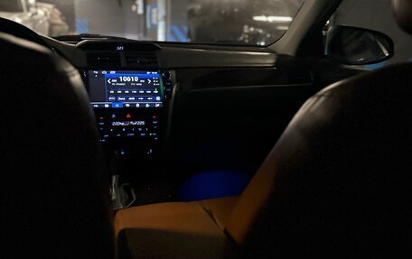 Toyota Camry, 2017 год, 1 900 000 рублей, 6 фотография