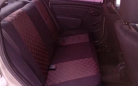 Renault Logan I, 2010 год, 370 000 рублей, 8 фотография