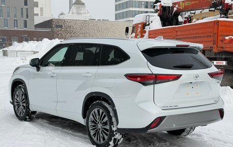 Toyota Highlander, 2026 год, 3 990 000 рублей, 7 фотография