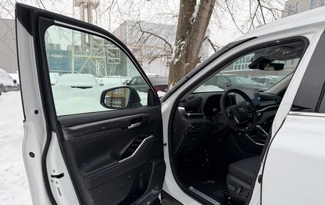 Toyota Highlander, 2026 год, 3 990 000 рублей, 10 фотография