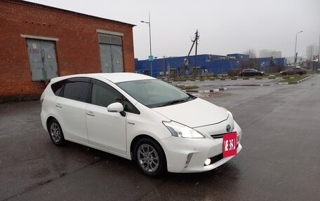 Toyota Prius Alpha I (ZVW40/41), 2014 год, 1 450 000 рублей, 10 фотография