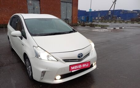 Toyota Prius Alpha I (ZVW40/41), 2014 год, 1 450 000 рублей, 11 фотография
