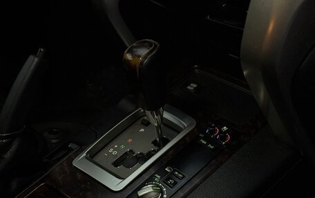 Toyota Land Cruiser 200, 2012 год, 2 999 999 рублей, 28 фотография