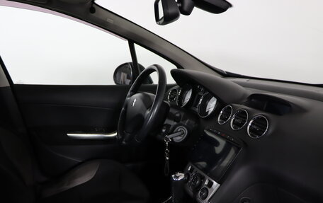 Peugeot 308 II, 2011 год, 499 990 рублей, 13 фотография