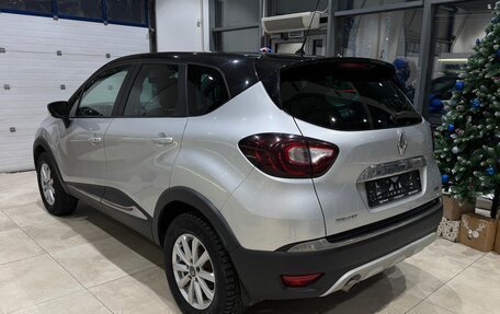 Renault Kaptur I рестайлинг, 2017 год, 1 499 000 рублей, 6 фотография