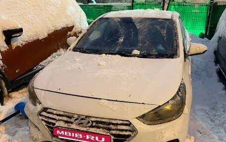 Hyundai Solaris II рестайлинг, 2018 год, 580 000 рублей, 2 фотография