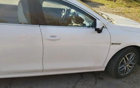 BYD Qin, 2023 год, 1 920 000 рублей, 4 фотография