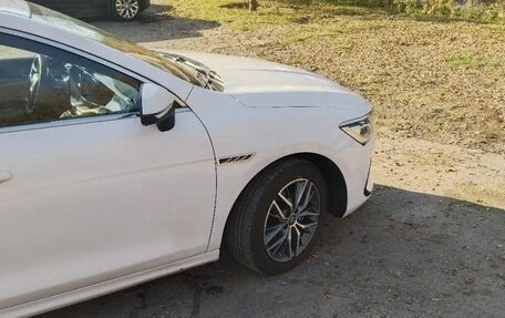 BYD Qin, 2023 год, 1 920 000 рублей, 5 фотография