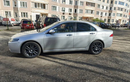 Honda Accord VII рестайлинг, 2004 год, 700 000 рублей, 3 фотография