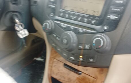 Honda Accord VII рестайлинг, 2004 год, 700 000 рублей, 13 фотография