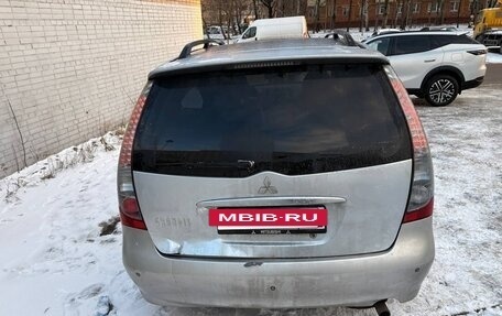 Mitsubishi Grandis, 2004 год, 490 000 рублей, 6 фотография