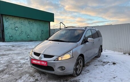 Mitsubishi Grandis, 2004 год, 490 000 рублей, 3 фотография