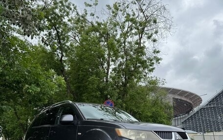 Mitsubishi Outlander III рестайлинг 3, 2008 год, 950 000 рублей, 2 фотография