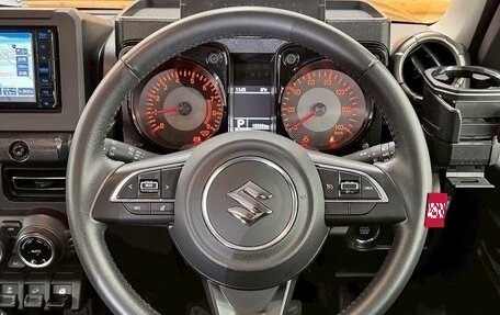 Suzuki Jimny, 2022 год, 1 240 000 рублей, 13 фотография