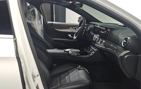 Mercedes-Benz E-Класс AMG, 2022 год, 9 680 000 рублей, 6 фотография