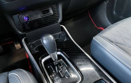 Mitsubishi Outlander III рестайлинг 3, 2022 год, 2 700 000 рублей, 20 фотография