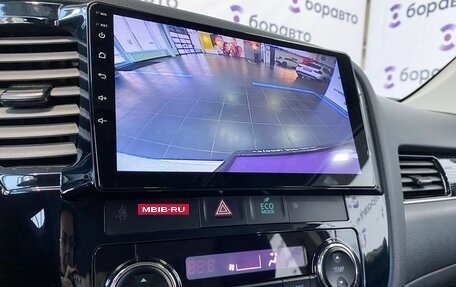 Mitsubishi Outlander III рестайлинг 3, 2022 год, 2 700 000 рублей, 15 фотография