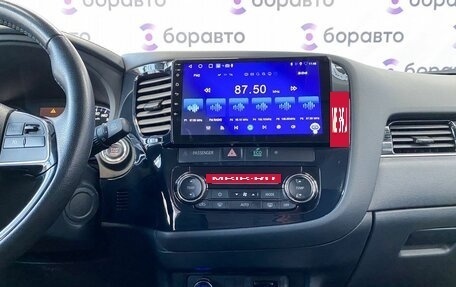 Mitsubishi Outlander III рестайлинг 3, 2022 год, 2 700 000 рублей, 19 фотография