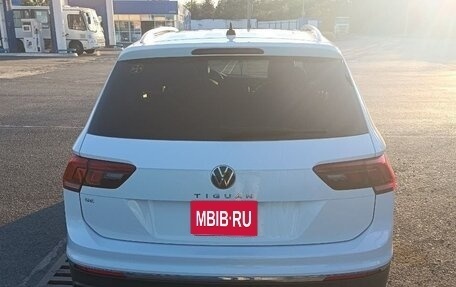 Volkswagen Tiguan II, 2021 год, 3 530 000 рублей, 1 фотография