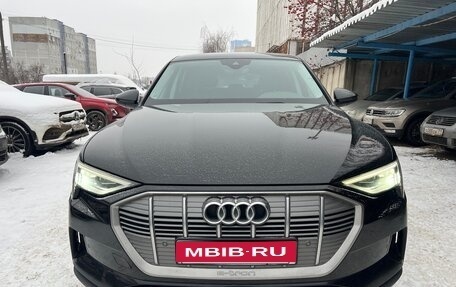 Audi e-tron I, 2019 год, 3 750 000 рублей, 1 фотография