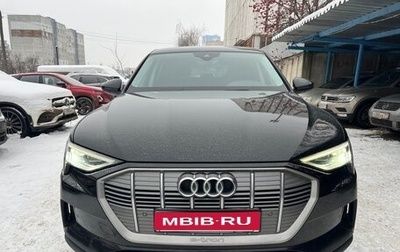 Audi e-tron I, 2019 год, 3 750 000 рублей, 1 фотография