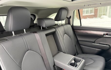 Toyota Highlander, 2026 год, 5 290 000 рублей, 17 фотография