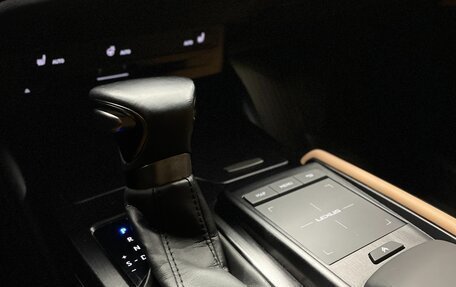 Lexus ES VII, 2021 год, 4 600 000 рублей, 23 фотография