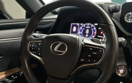 Lexus ES VII, 2021 год, 4 600 000 рублей, 25 фотография