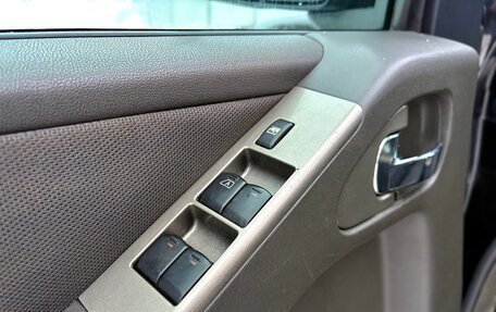 Nissan Pathfinder, 2008 год, 850 000 рублей, 29 фотография