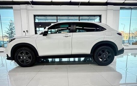 Honda Vezel, 2024 год, 2 340 000 рублей, 7 фотография