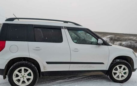 Skoda Yeti I рестайлинг, 2015 год, 1 400 000 рублей, 8 фотография